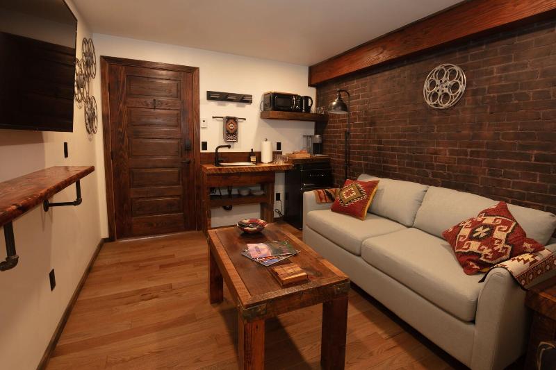 The Frenchman Suites - photo 42