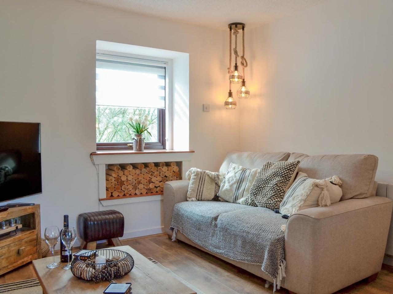 Black Spout Cottage — 4-Star Luxury Hotel in Pitlochry, United Kingdom