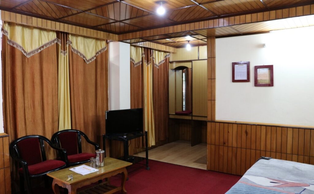 Hotel New Adarsh - last minute hotel in Manali