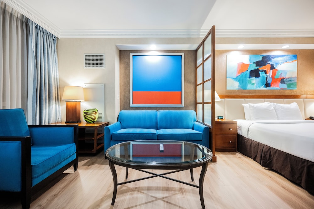 StripViewSuites at Signature - photo 144