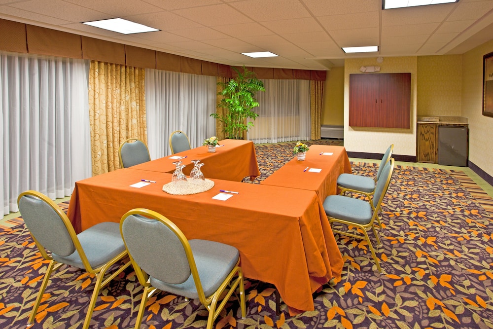 Holiday Inn Express Clearwater East Icot Center by IHG - photo 55