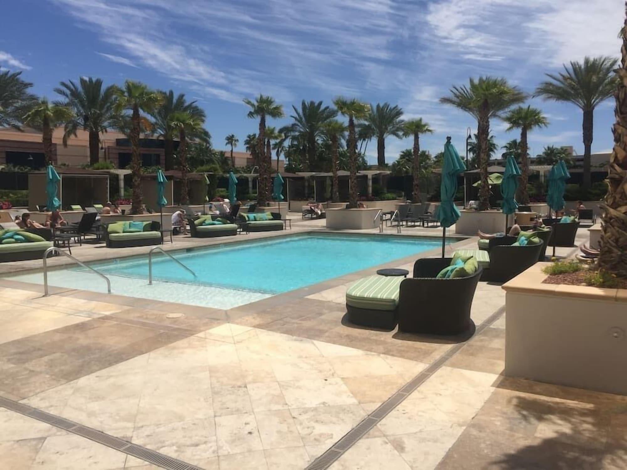 Fallon Luxury Rentals at The Signature — 4-Star Luxury Hotel in Las Vegas, United States