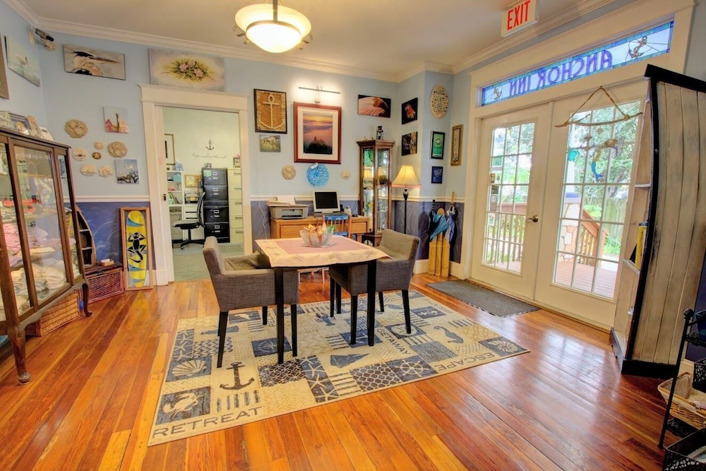 Anchor Inn NSB Bed & Breakfast - photo 38