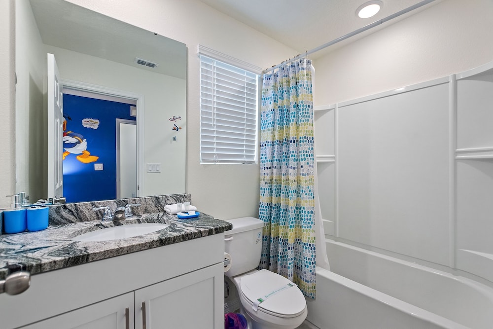 Rear Views Spa Games Room Pet Friendly Resort Amenities 8 Bedroom Villa - photo 33