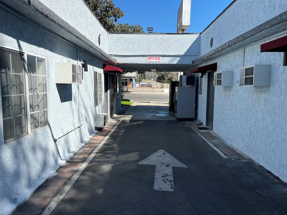 Griffith Park Motel LA Hollywood Area - photo 17