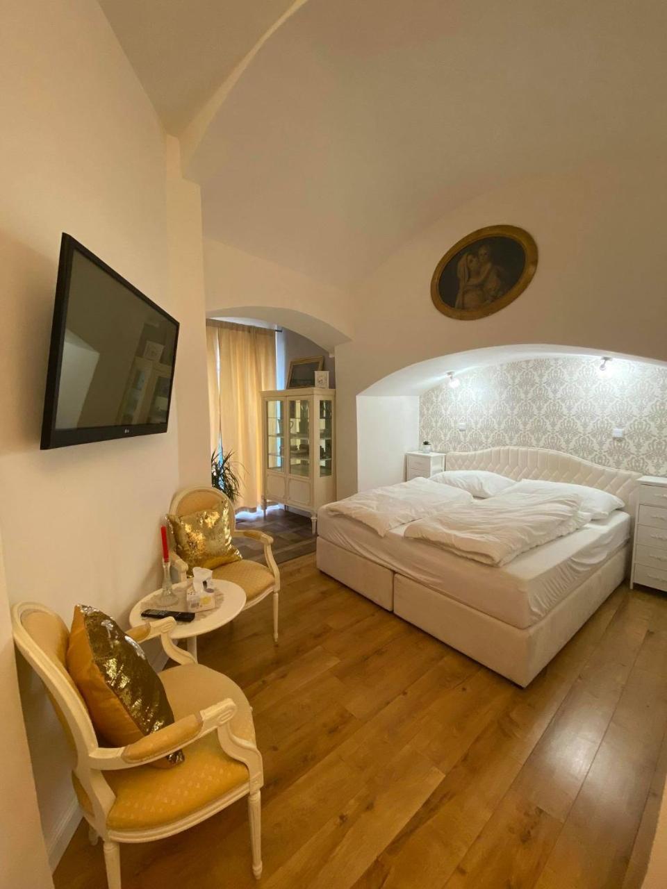 Apartmany U Sv. Michaela — hotel in Kadan