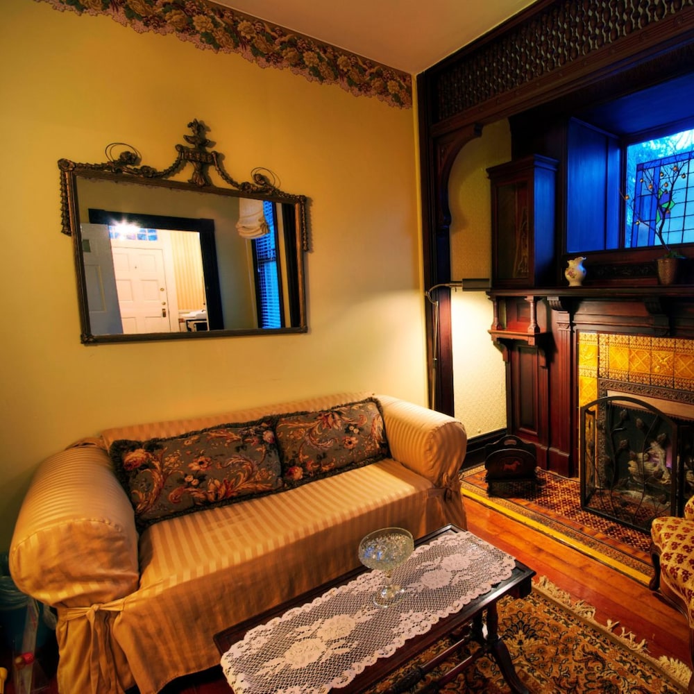 Vandiver Inn - photo 25