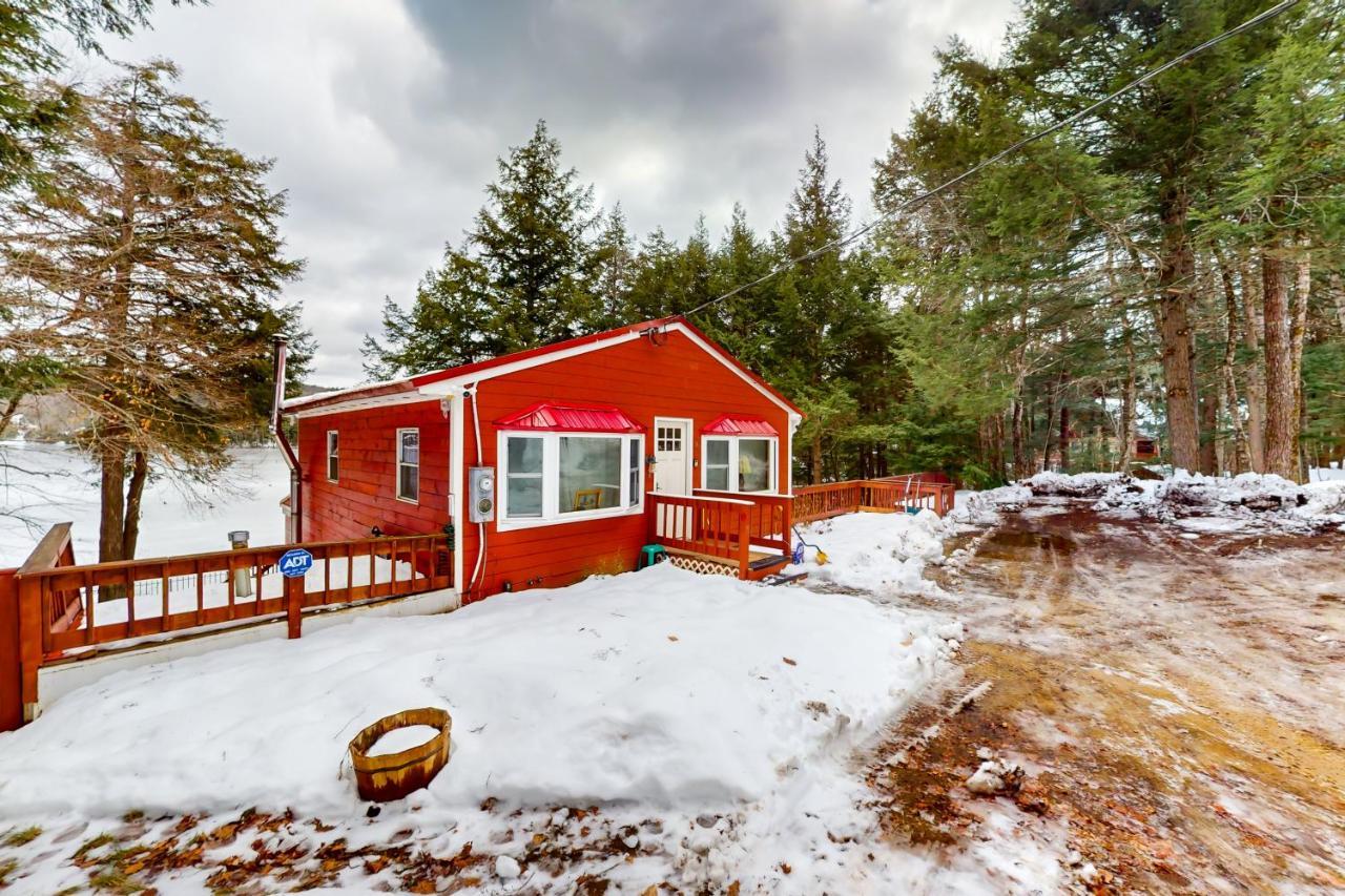 Hermit Lake Retreat - last minute hotel in Sanbornton