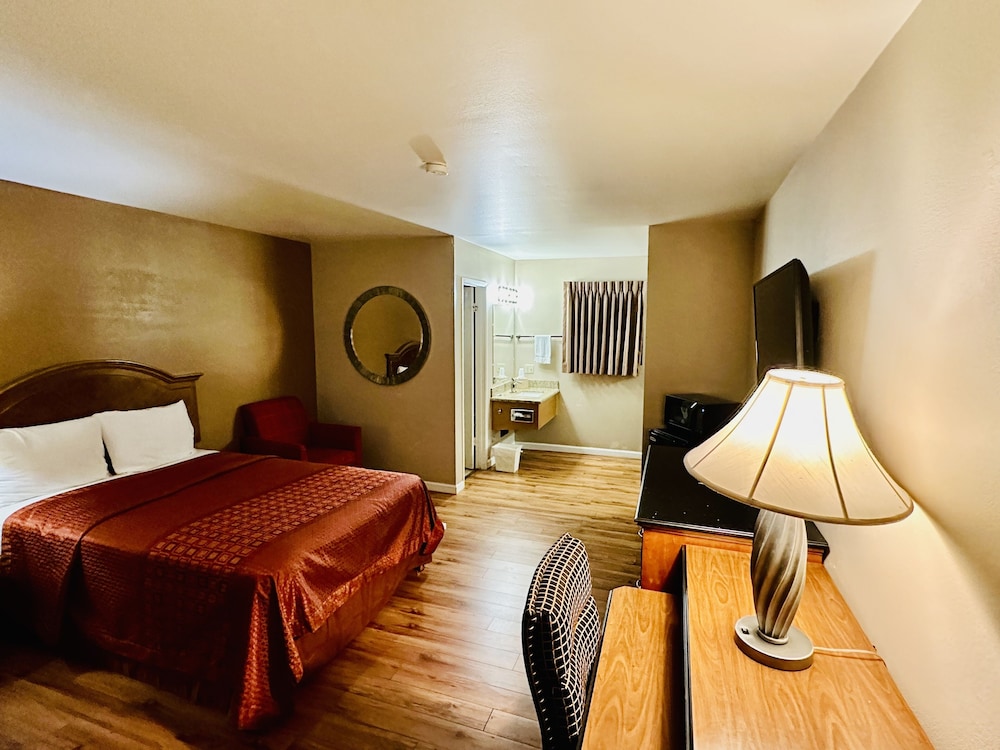 Franciscan Inn - photo 17