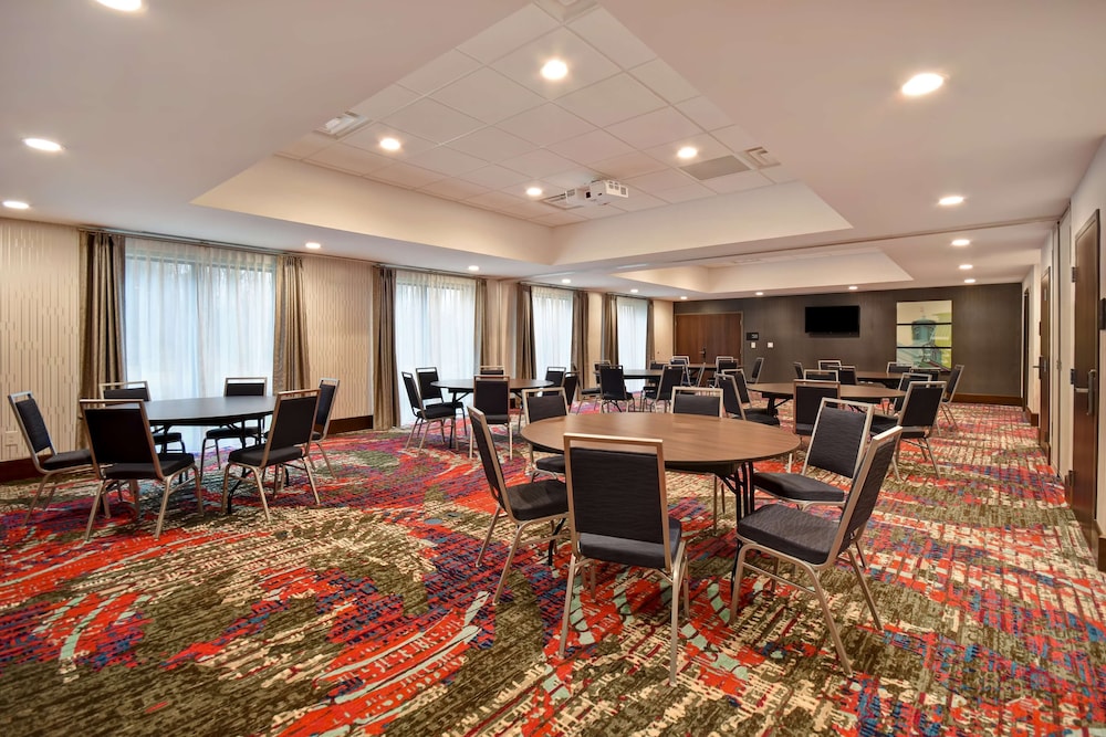 Hampton Inn Pleasant View TN - photo 45