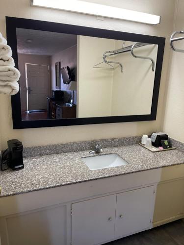 American Inn Stevenson - photo 12