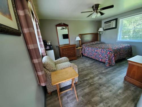 High Springs Country Inn - photo 2