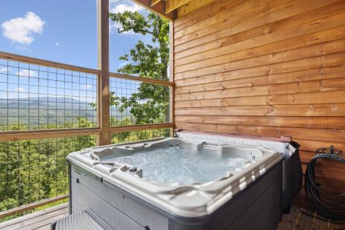 Cabin Goals Private Pool Hot Tub Epic Views Eaglebend Cabin — 4-Star Luxury Hotel in Sevierville, United States