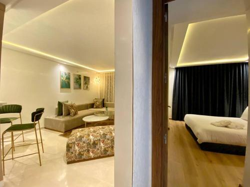 Deluxe Princesses Design By AppartAli — 4-Star Luxury Hotel in Casablanca, Morocco