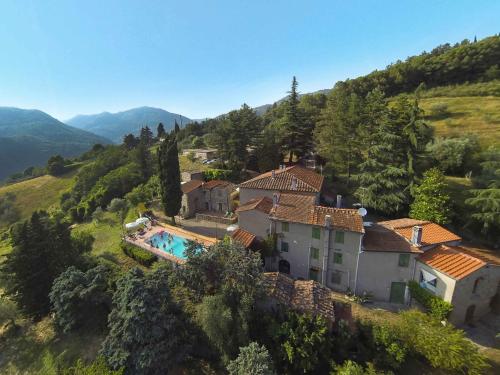 Agriturismo Corboli — 4-Star Luxury Hotel in Vernio, Italy