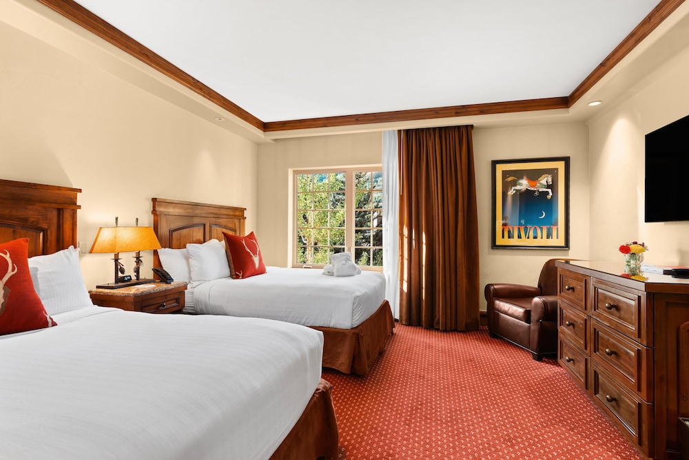 Tivoli Lodge - photo 10