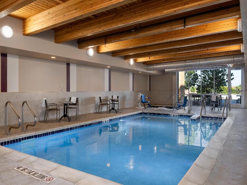 Home2 Suites by Hilton Milwaukee Brookfield - photo 96