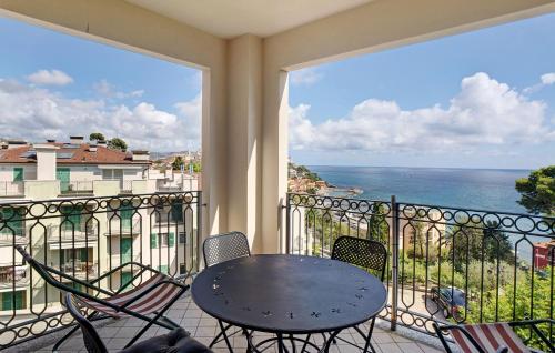 Casa Miradore 600 mt dal mare — 4-Star Luxury Hotel in Imperia, Italy