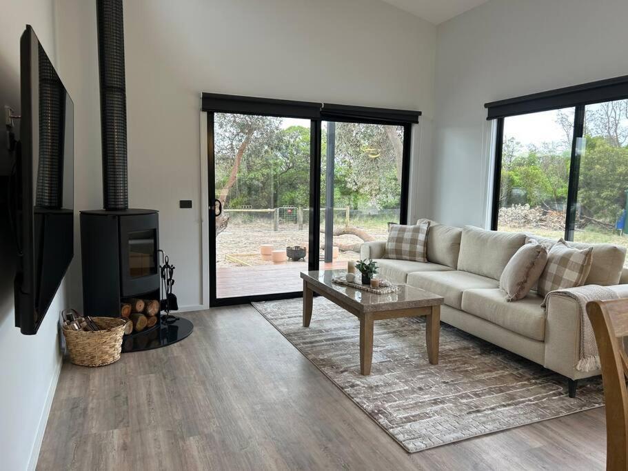 The Bloom in Unknown City, Australia