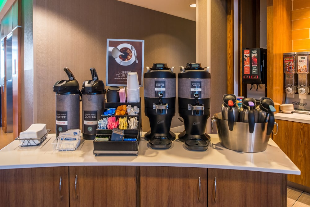 SpringHill Suites by Marriott Kingman Route 66 - photo 43