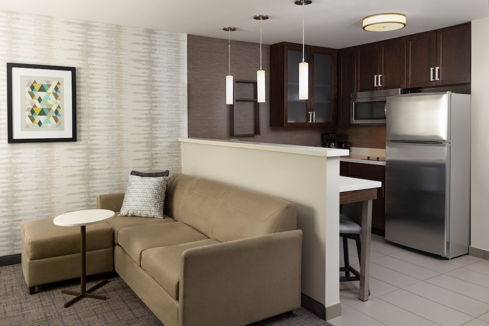 Residence Inn by Marriott Kansas City at The Legends - photo 16