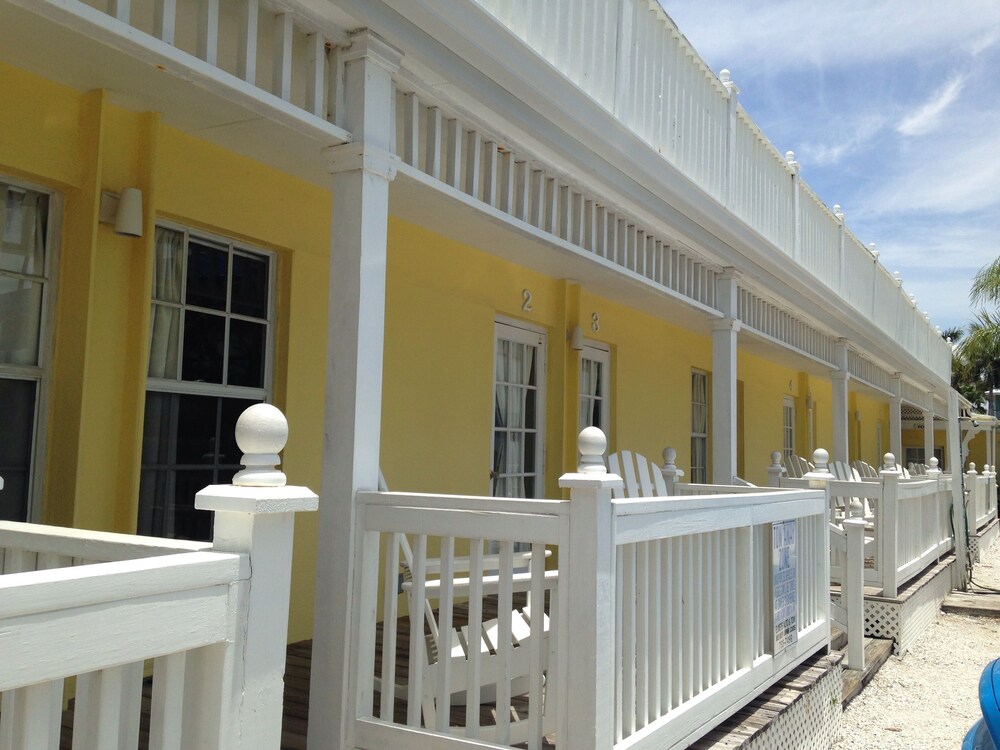 Queen's Gate Resort - photo 28