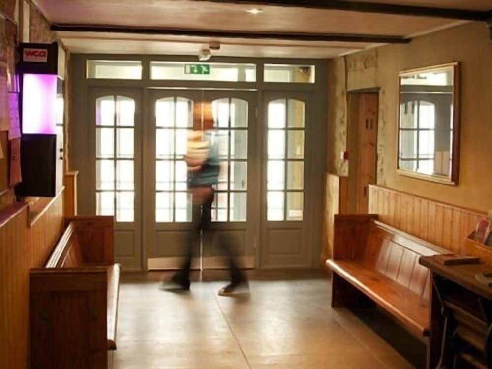 The Red Lion — Chulmleigh — photo 2