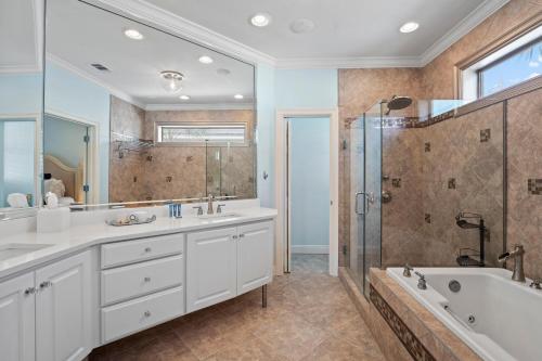 Destined For Sun S 107 Cayman Cove 4BR 3BA 12 - photo 32