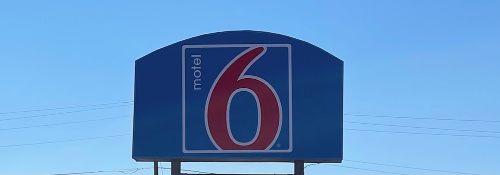 Motel 6 Artesia NM - photo 25