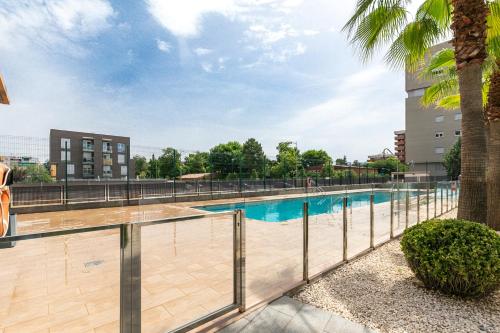 Holiday Granada Atico Piscina Y Parking