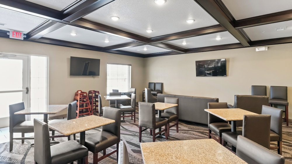 Cobblestone Inn & Suites Julesburg - photo 59