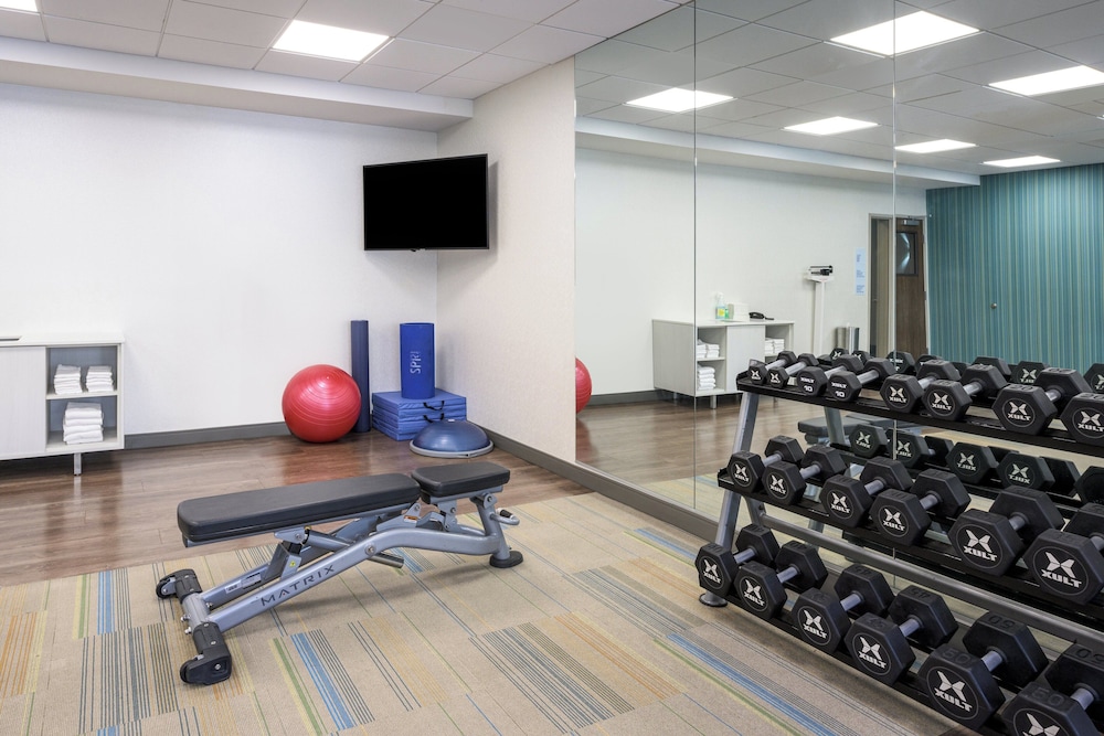 Holiday Inn Express & Suites Phoenix East Gilbert by IHG - photo 31