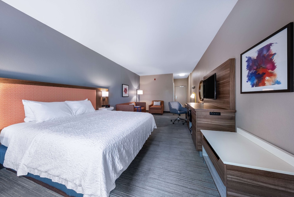 Hampton Inn St. Robert Ft. Leonard Wood - photo 9