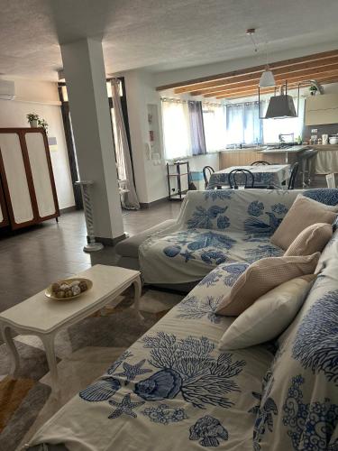 Finc house — 4-Star Luxury Hotel in Palermo, Italy