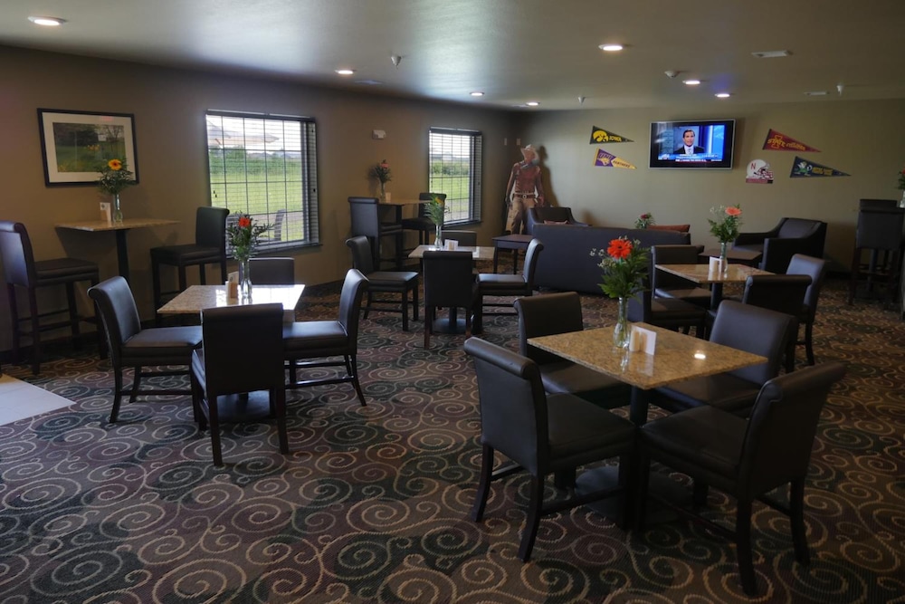 Cobblestone Inn and Suites Winterset - photo 39