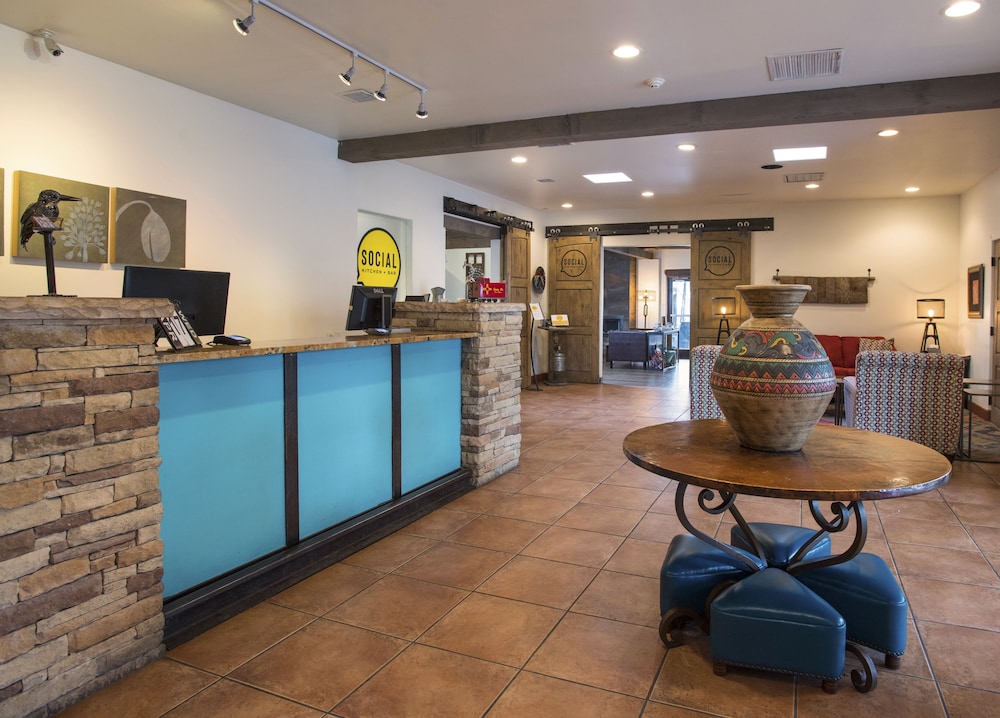 The Sage Hotel - photo 5