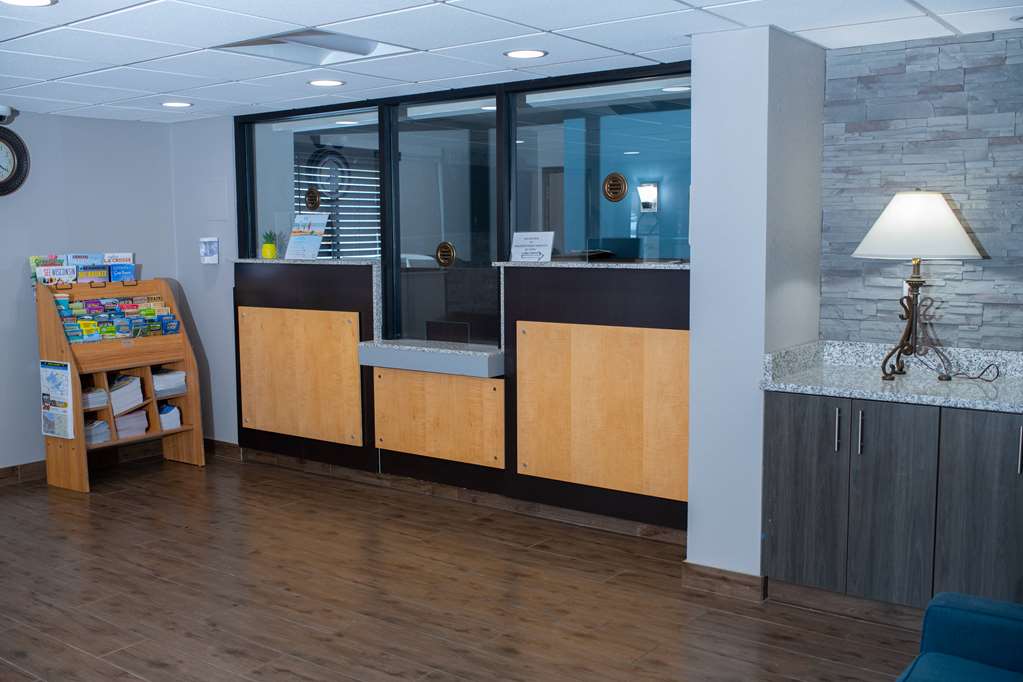 AmericInn by Wyndham Madison WI - photo 2