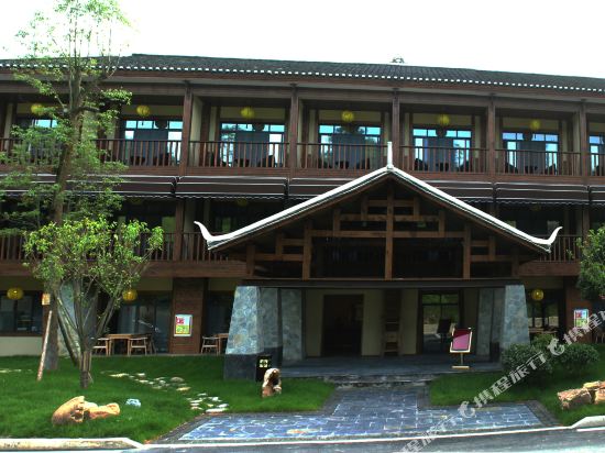 Riverside Holiday Hotel - last minute hotel in Unknown City