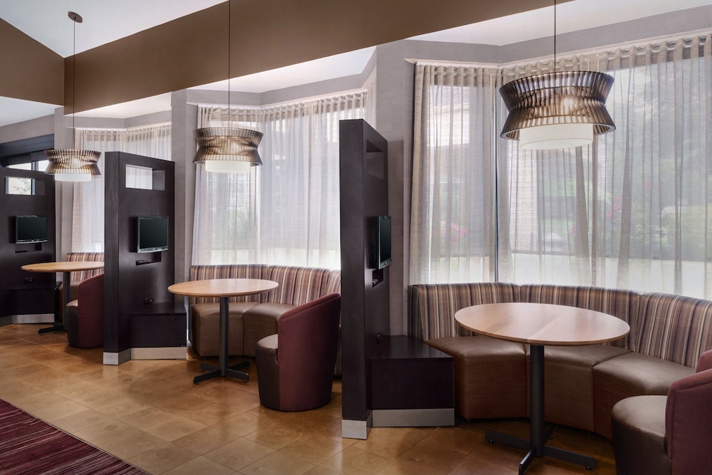 Courtyard by Marriott Mahwah - photo 21