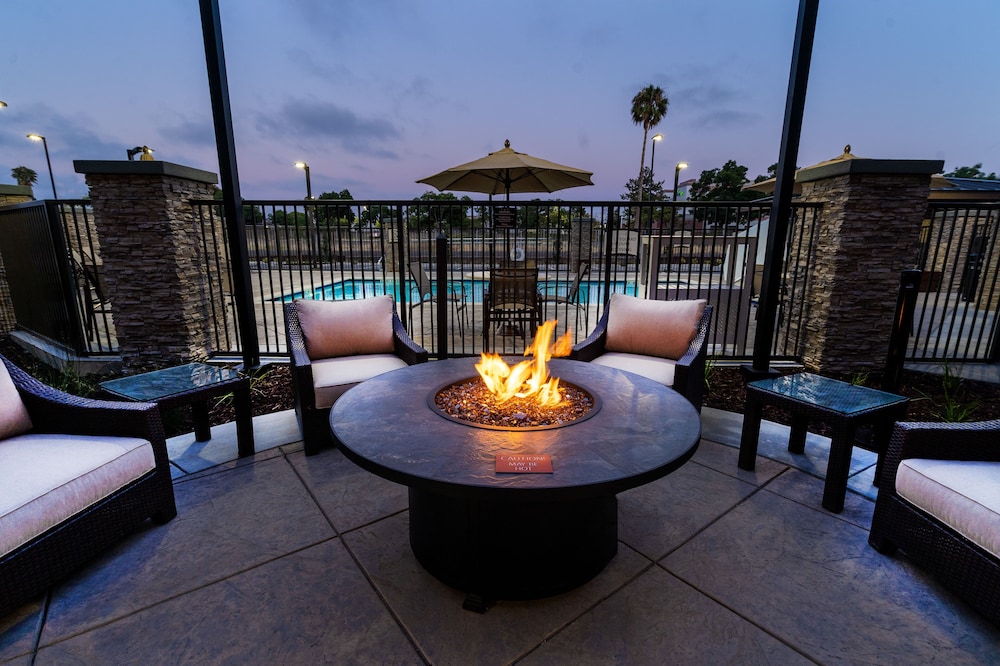 Staybridge Suites Temecula Wine Country - photo 48