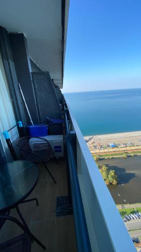 Batumi Orbi City Lux Studio MK