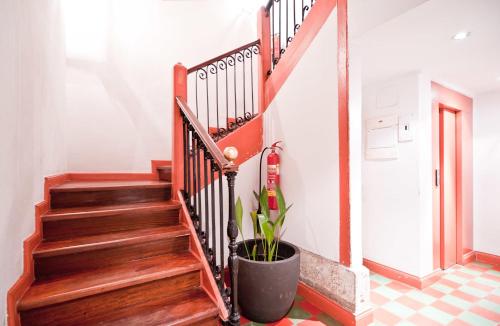 Apartamentos Puerta Del Sol IV Madrid hotel