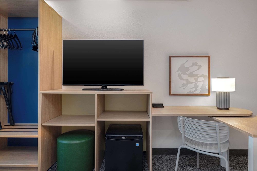 Spark by Hilton Bentonville - photo 16