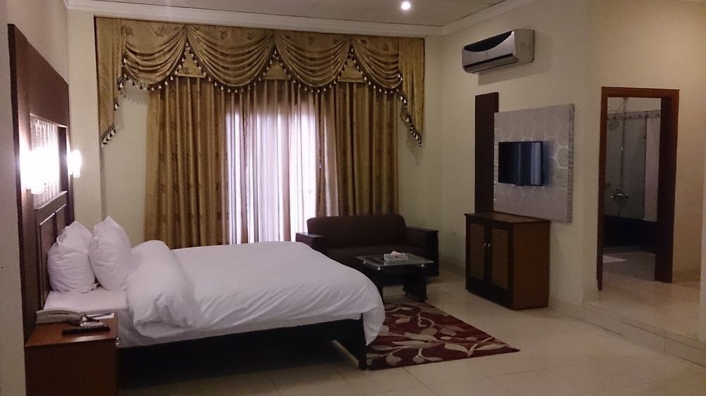 Hotel One Gujrat — Gujrat — photo 4