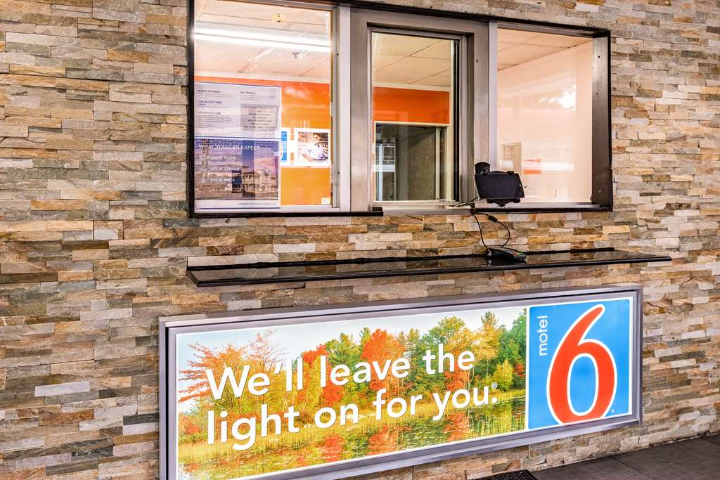 Motel 6 Elmsford NY White Plains - photo 24