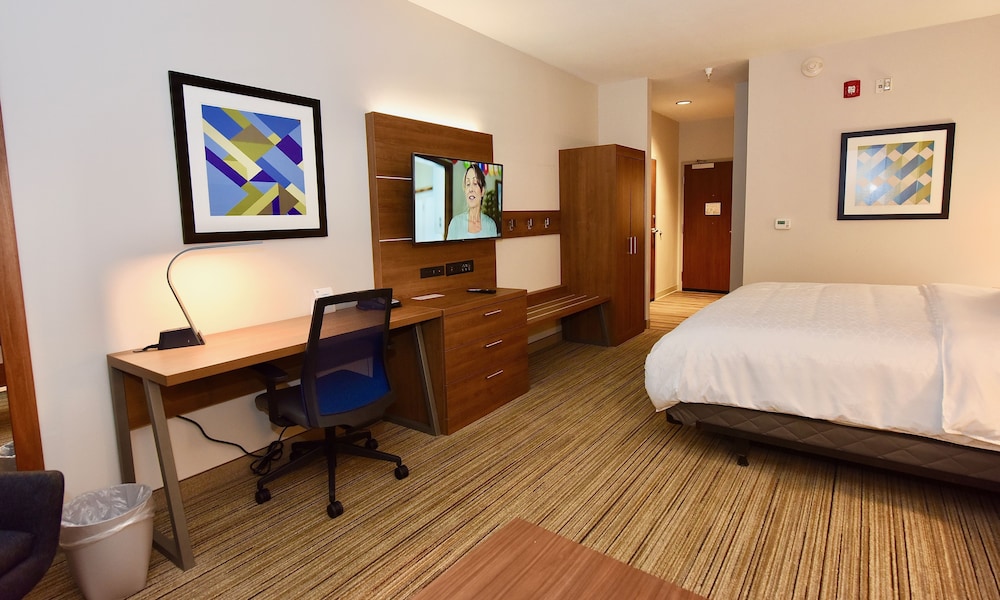 Holiday Inn Express & Suites Perryville by IHG - photo 9