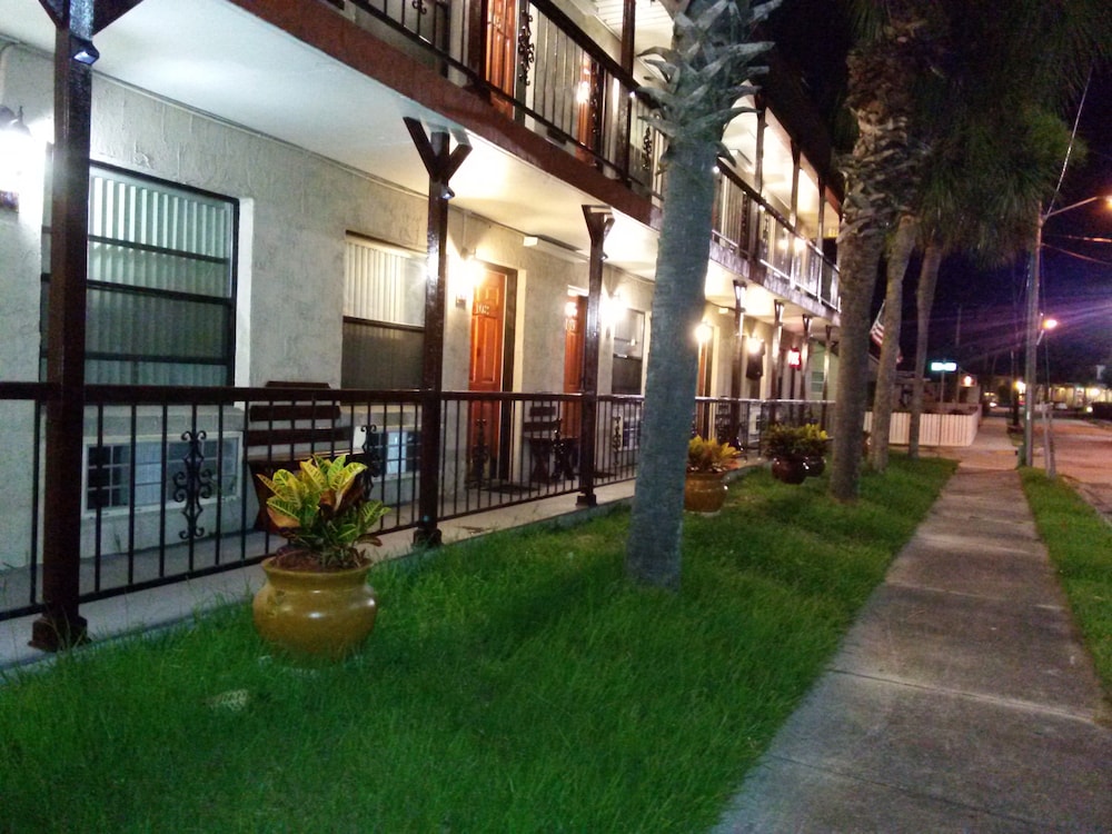 Merida Inn and Suites - photo 37