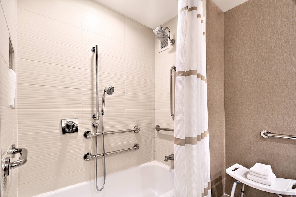Pittsburgh Marriott North - photo 18