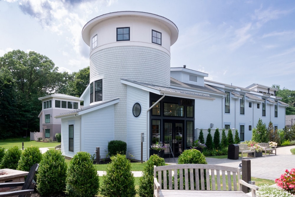 Briar Barn Inn - carbon neutral hotel in Rowley