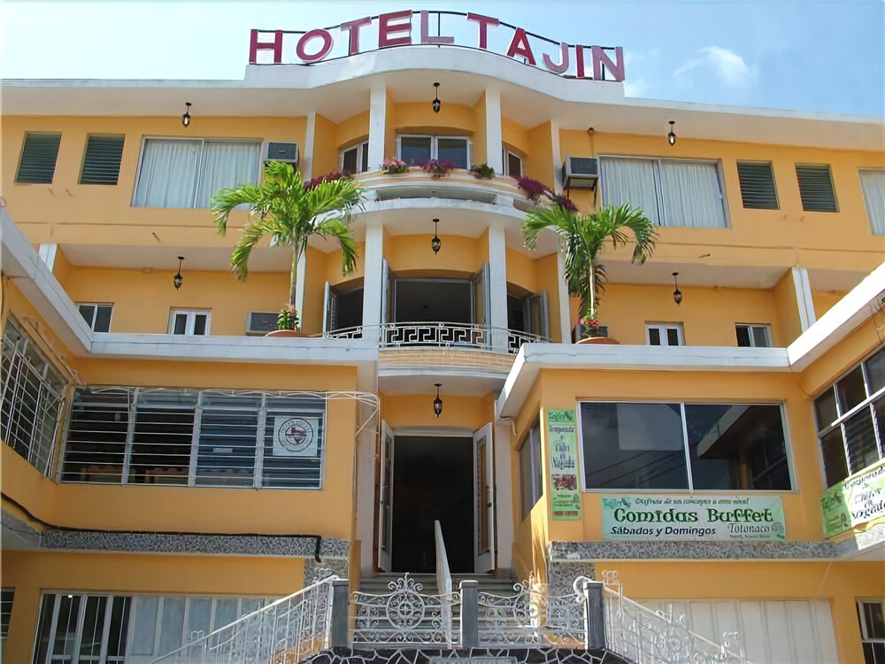Hotel Tajin